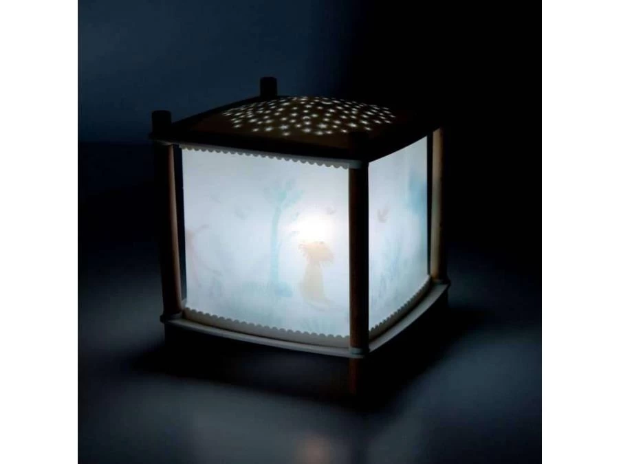 Moulin Roty 669201 - Lanterne Magique - Rêvolution 2.0 Sous Mon Baobab 4 Moulin Roty 669201 - Lanterne Magique - Rêvolution 2.0 Sous Mon Baobab – Image 2