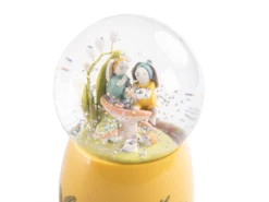 Moulin Roty 678176 - Boule à Neige Musicale Trois Petits Lapins -Boutique bébé moulin roty 678176 2