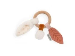 Moulin Roty 715001 - Anneau-hochet Bois Lapin Après La Pluie -Boutique bébé moulin roty 715001 anneau hochet bois lapin apres la pluie apres la pluie 900 2